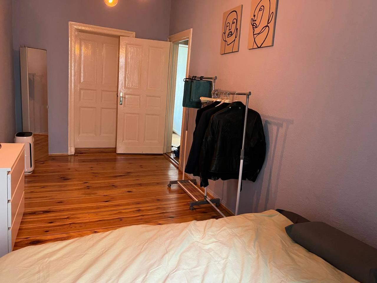 Stylish 2-Room Apartment With Balcony Next To East Side Gallery Berlín Exteriér fotografie