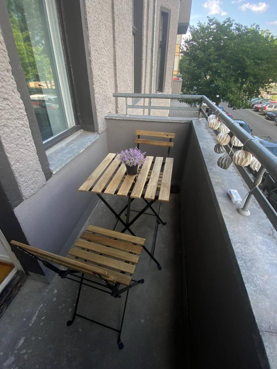 Stylish 2-Room Apartment With Balcony Next To East Side Gallery Berlín Exteriér fotografie