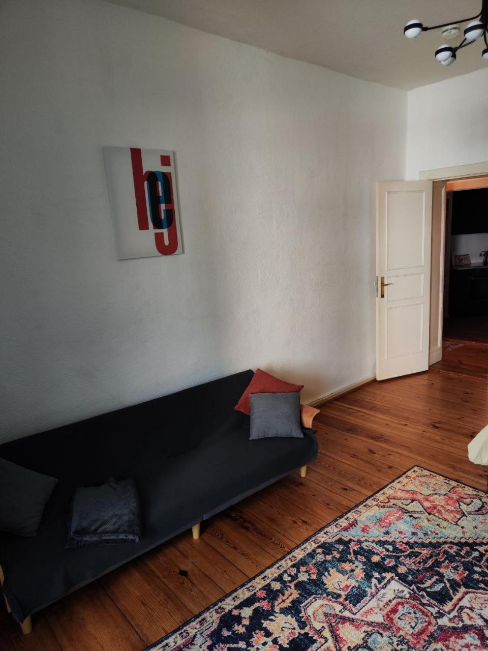 Stylish 2-Room Apartment With Balcony Next To East Side Gallery Berlín Exteriér fotografie